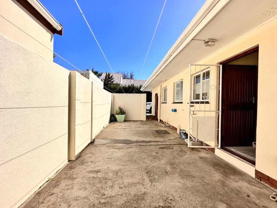 To Let 3 Bedroom Property for Rent in Aurora Western Cape